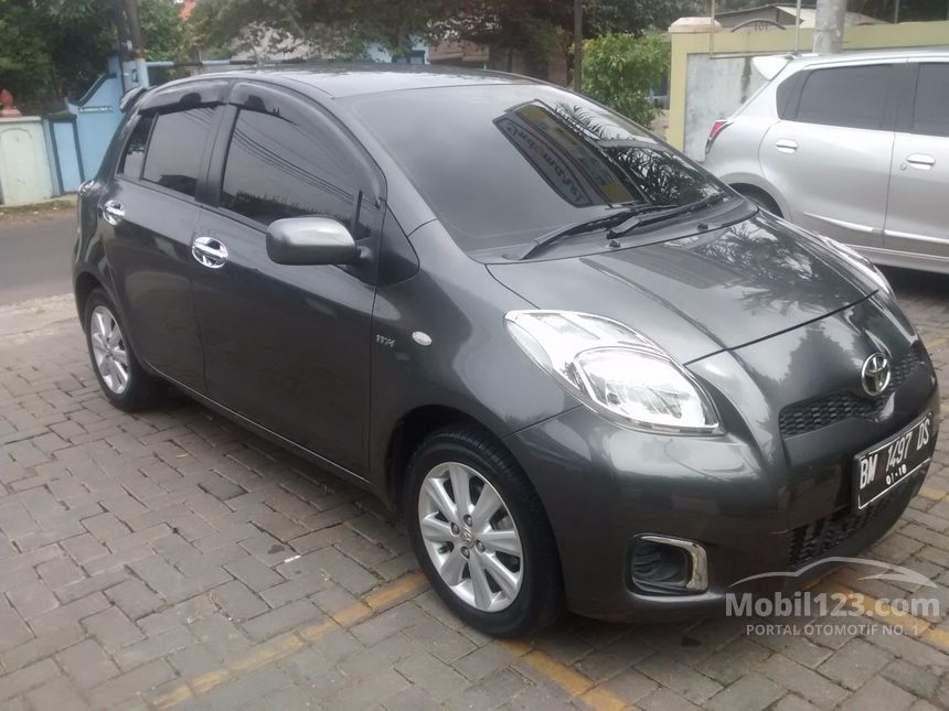 Jual Mobil Toyota Yaris 2013 J 1 5 di Jawa Tengah Manual 