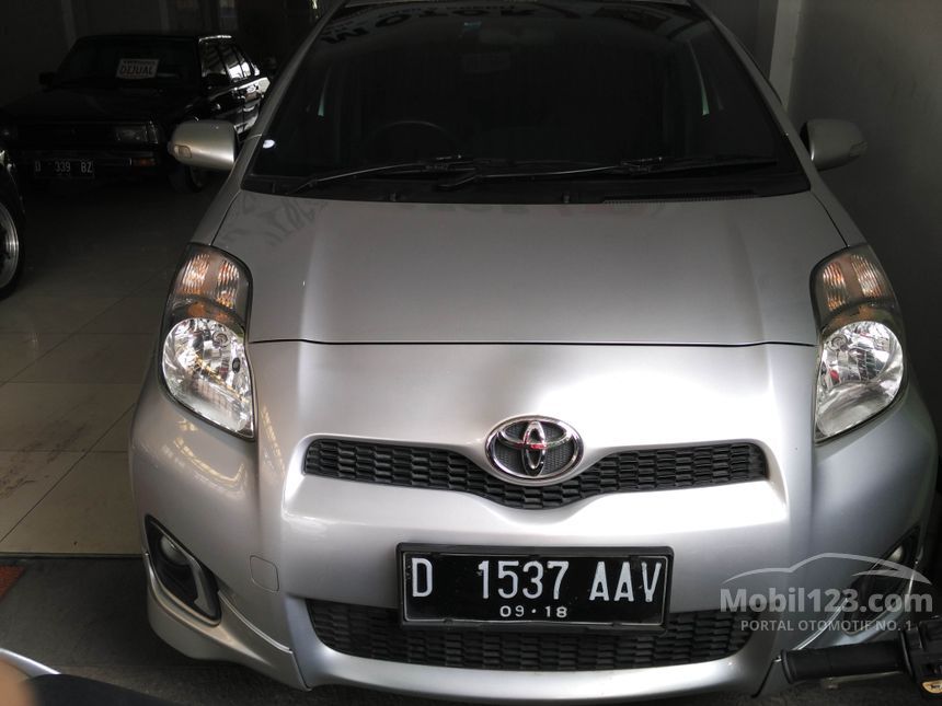 cicilan toyota yaris ringan Jawa Jual Mobil di S Yaris Toyota 2013 Barat Automatic 1.5