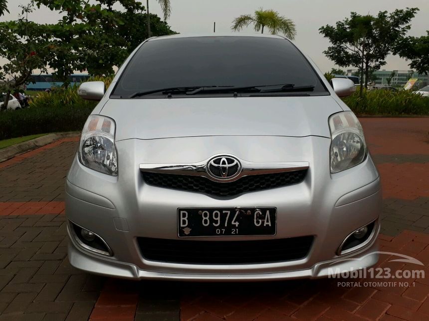 Jual Mobil  Toyota  Yaris  2011 S Limited  1 5 di Banten 