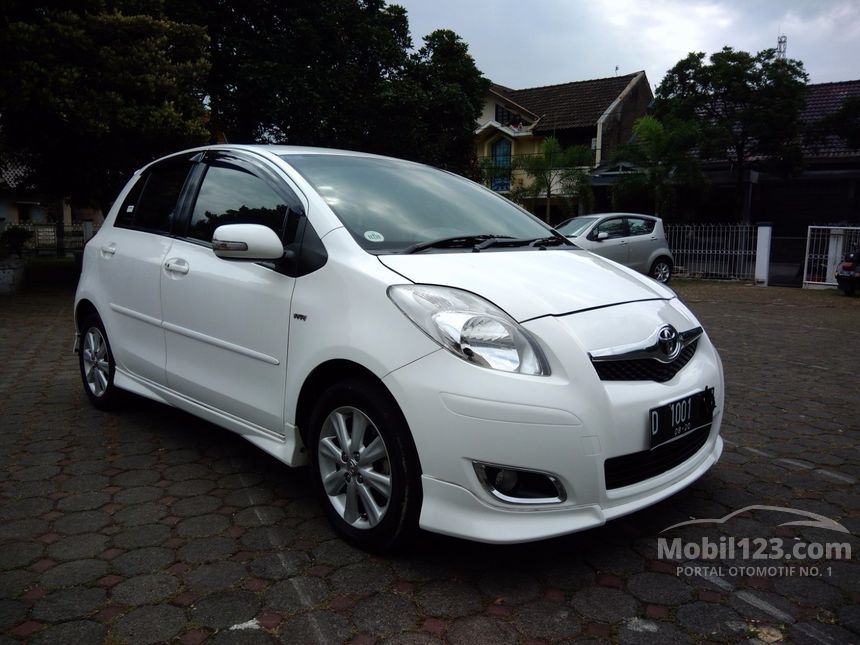 Jual Mobil  Toyota Yaris  2010 S Limited 1 5 di Jawa Barat  