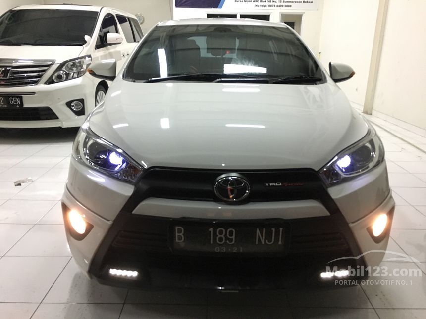 Jual Mobil Toyota Yaris 2016 TRD Sportivo 1.5 di Jawa 
