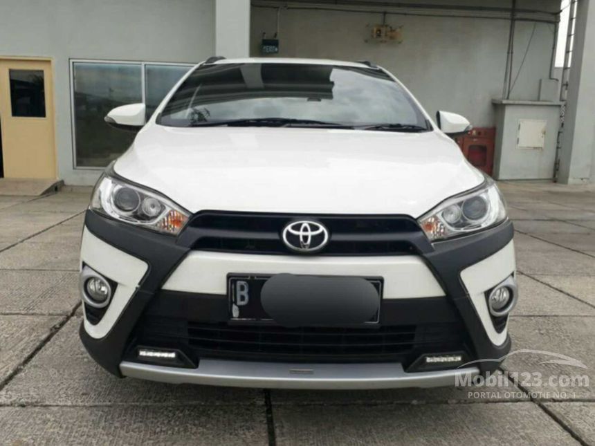 Jual Mobil  Toyota  Yaris  2019  TRD  Sportivo  Heykers 1 5 di 