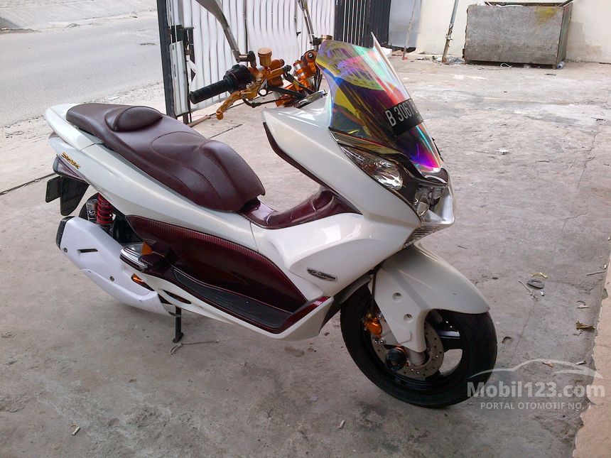 Jual Motor  Honda  PCX  2012 0 2 di DKI Jakarta Automatic 