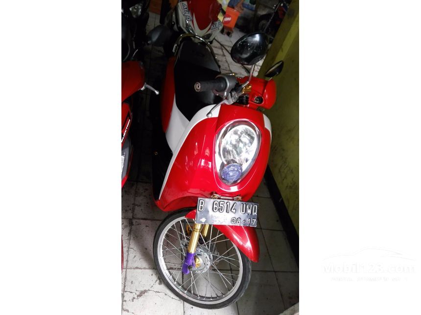 Jual Motor  Honda Scoopy  2012  di DKI Jakarta Automatic 