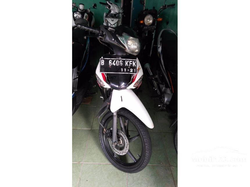 Jual Motor Honda Supra 2006 0 1 di Jawa Barat Manual Putih Jual Motor Honda Supra 2006 0 1 di Jawa Barat Manual Putih