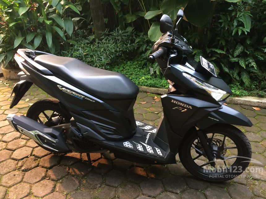 Jual Motor Honda Vario 2015 150 Automatic 0.2 di DKI Jakarta Automatic ...