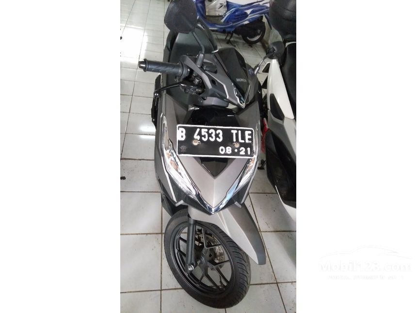 Jual Motor Honda Vario 2016 150 0.2 di DKI Jakarta 