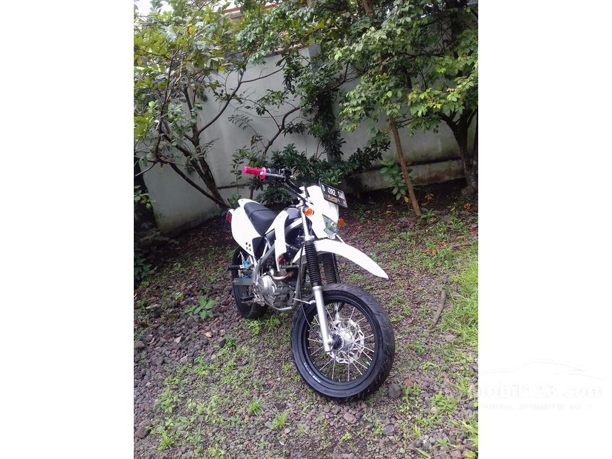 Jual Motor Kawasaki KLX 2014 150 Manual 0.1 di Jawa Barat 