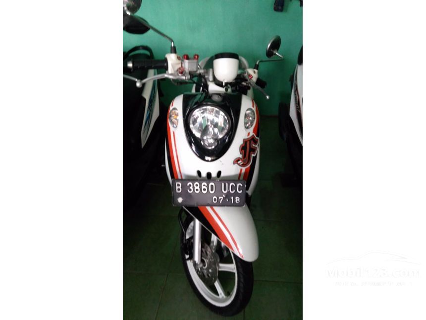 Jual Motor  Yamaha  Fino  2013  0 1 di Jawa Barat Automatic 