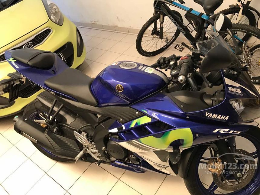 Jual Motor  Yamaha  YZF  R15  2019  150 0 2 di DKI Jakarta 