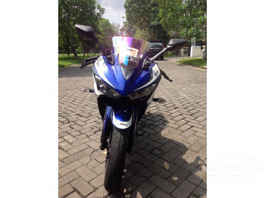 Jual Motor  Yamaha YZF R25 2019 FI 0 2 di Jawa Timur Manual 