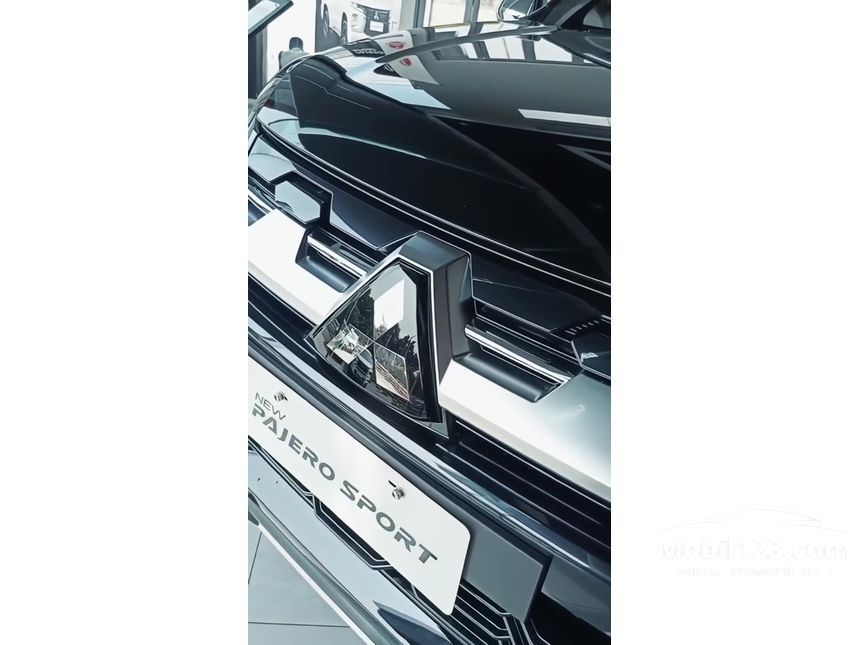 Jual Mobil Mitsubishi Pajero Sport 2025 Dakar 4X2 2.4 di DKI Jakarta Automatic SUV Hitam Rp 532.000.000