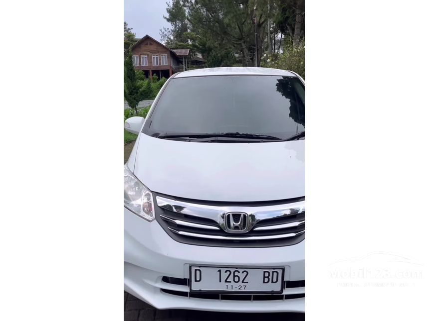 Jual Mobil Honda Freed 2012 E 1.5 di Jawa Barat Automatic MPV Putih Rp 159.000.000