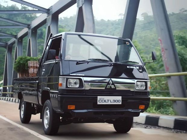 Mitsubishi L300