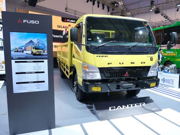 truk Mitsubishi Fuso