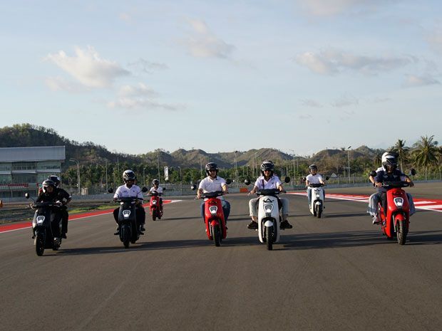 motor listrik Honda EM1 e: dukung MotoGP Mandalika 2024