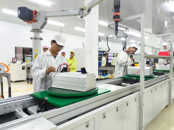 pabrik baterai motor listrik polytron