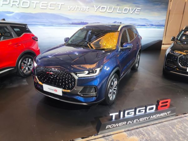 kelebihan tiggo 8