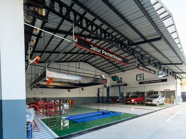 dealer Mitsubishi Indonesia 