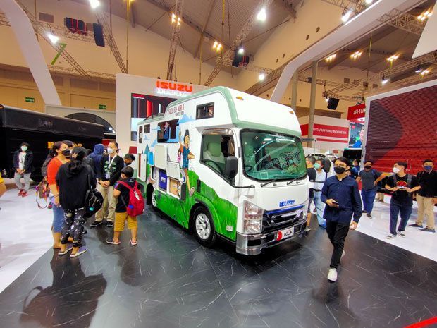Isuzu Elf EV