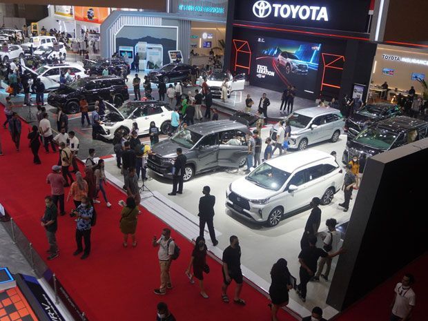penjualan mobil di Indonesia 2023