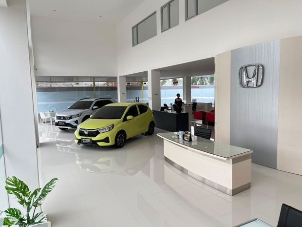 dealer mobil Honda