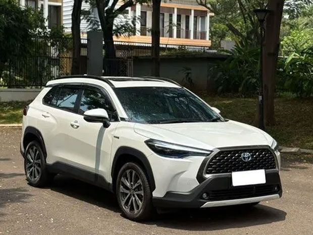 Corolla Cross hybrid 