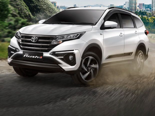 kredit Toyota Rush DP 100 juta