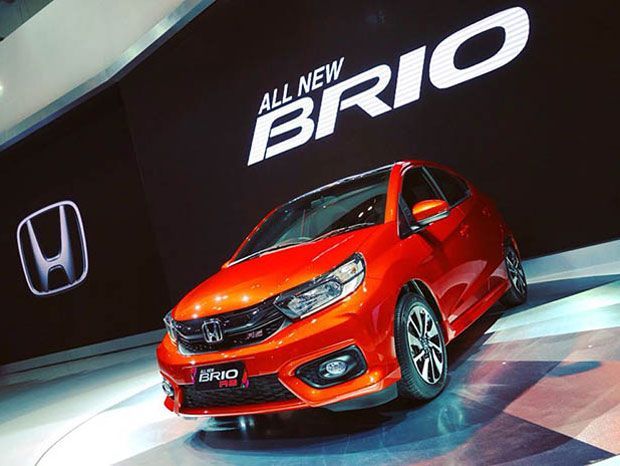 mobil Honda Brio bekas 30 juta