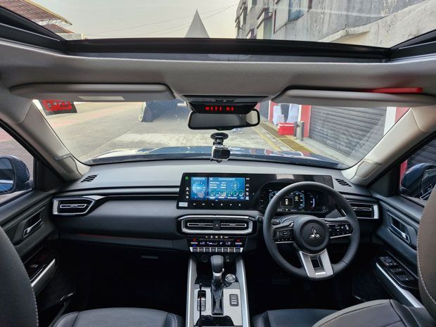 review Mitsubishi Destinator