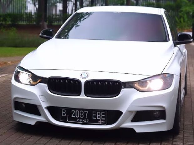 BMW Seri 3 Rizky Billar