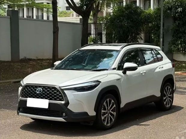Corolla Cross hybrid 