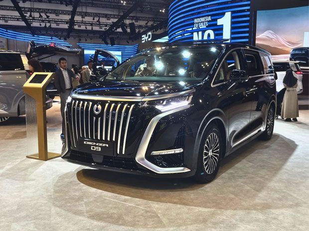 Penjualan Denza D9 di Atas Toyota Alphard, Titel ‘Mobil Wajib Orang ...