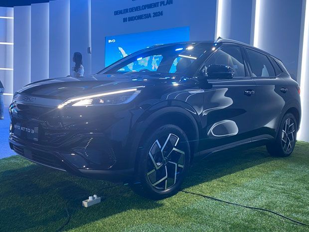 mobil listrik BYD Atto 3