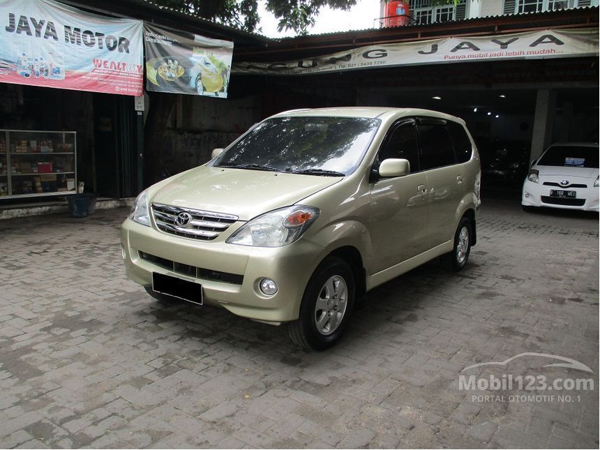 Avanza Gen 1: Mobil Sederhana, Tangguh, dan Tetap Dicintai Sejuta Umat ...
