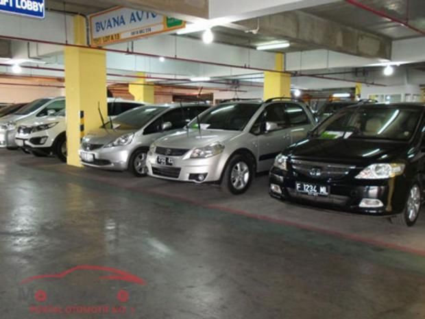 beli mobil bekas