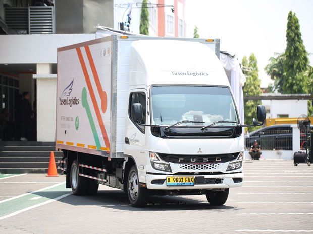 Mitsubishi Fuso eCanter