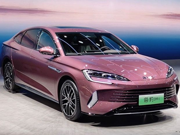 BYD Seal DM-i PHEV