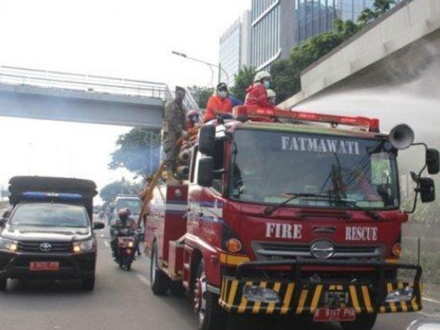 kendaraan prioritas di jalan raya