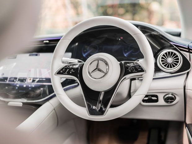 mobil listrik Mercedes-Benz EQS Edition One