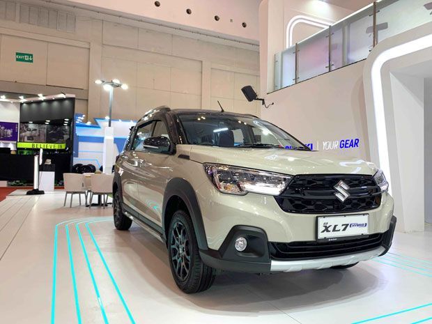 Suzuki XL7