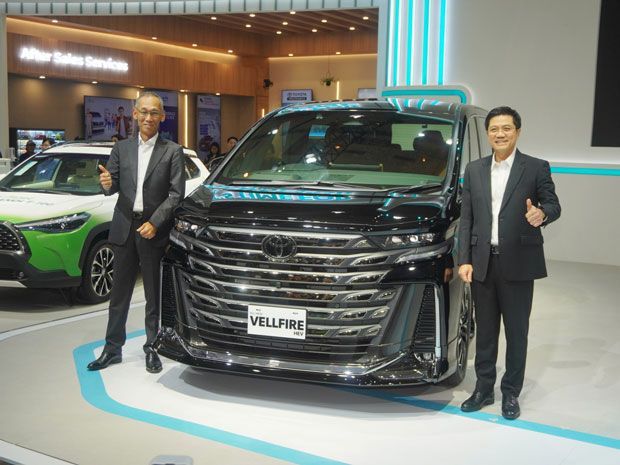 Toyota Vellfire Hybrid di IIMS 2024