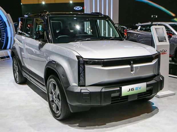 Chery J6