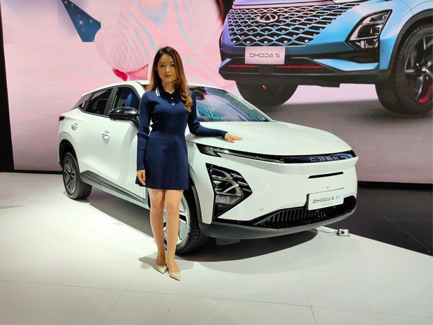 Chery Omoda E5