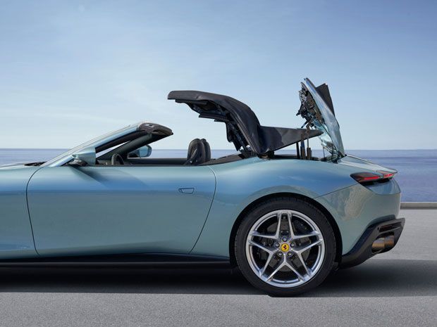 Harga Ferrari Roma Spider