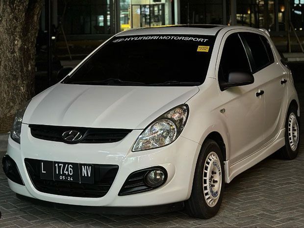 modifikasi mobil rally look