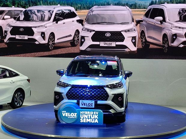 mobil hybrid termurah 
