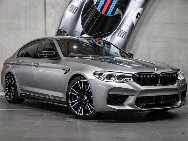 BMW M5 F90 