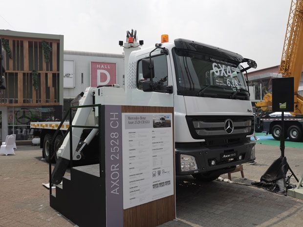 truk Mercedes-Benz