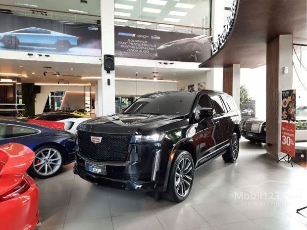 Cadillac Escalade bekas